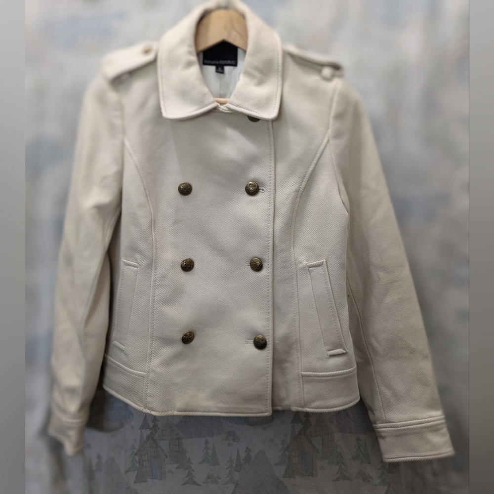 Twill cropped pea coat by Banana Republic Size small.